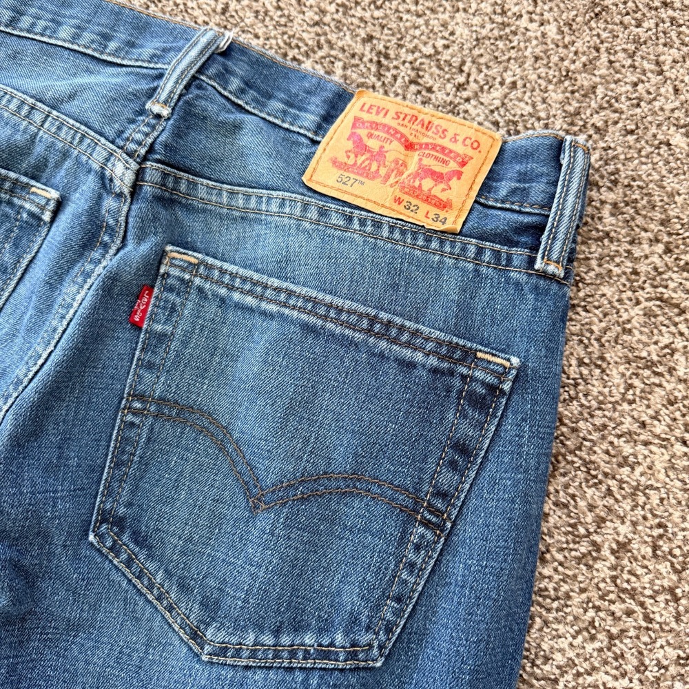 Levi's 527 Jeans Mens 32x34 Boot Cut Medium Wash Denim Distressed Western Cowboy